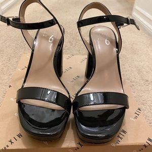 Mix No. 6 Sundra Platform Heel